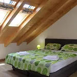 Paradiso Apartment *