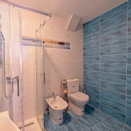 Apartment Paradiso